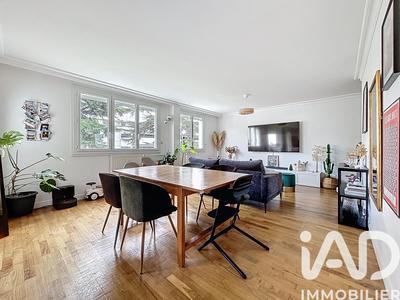 Appartement - 90 m² - 4 pièces