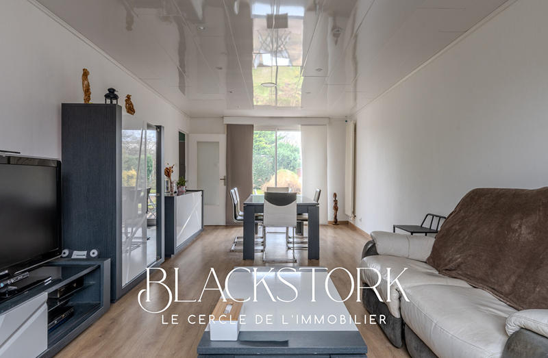 Maison - 93 m² - 4 pièces