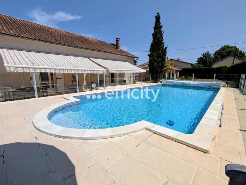 Maison - 175 m² - 8 pièces