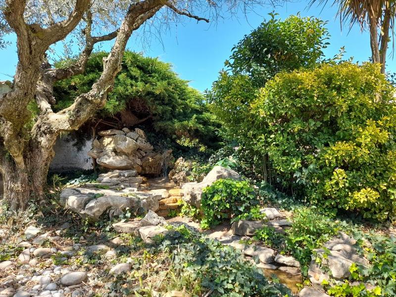 Propriété - 217 m² - 7 pièces