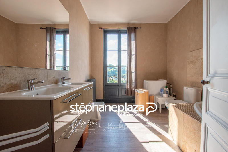 Maison - 122 m² - 5 pièces