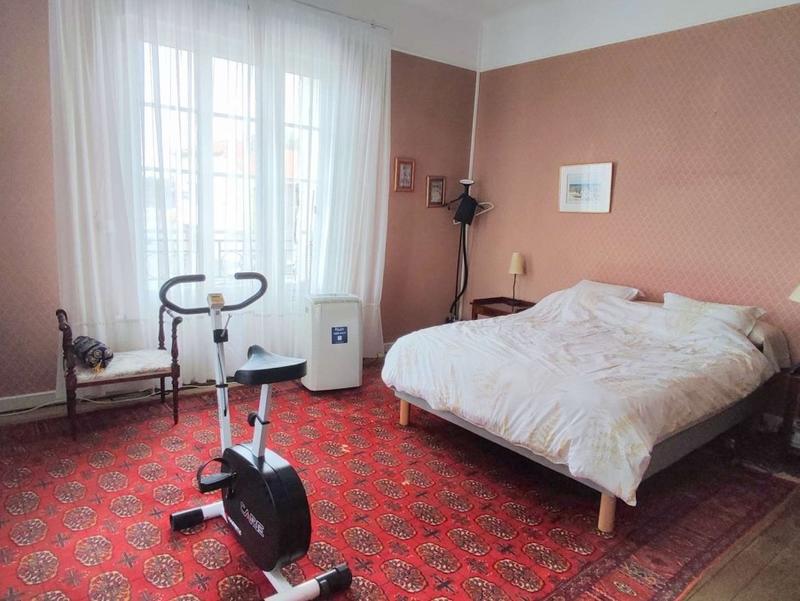 Maison - 190 m² - 7 pièces