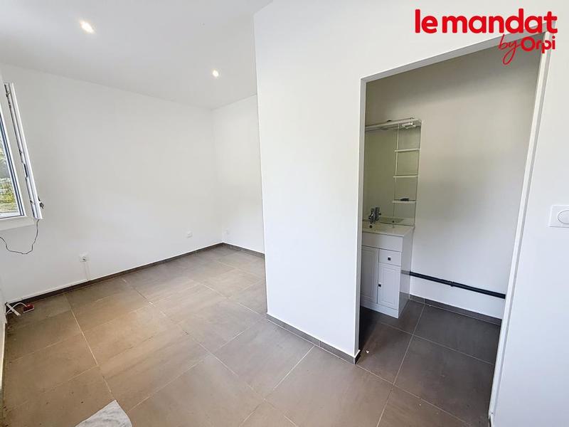 Entrepôt - 160 m²