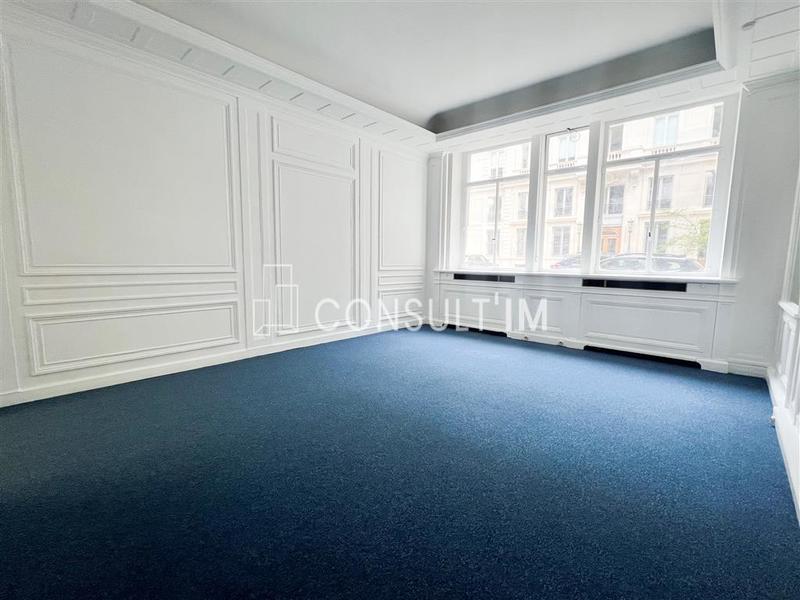 Bureau - 126 m² - 4 pièces