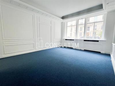 Bureau - 126 m² - 4 pièces