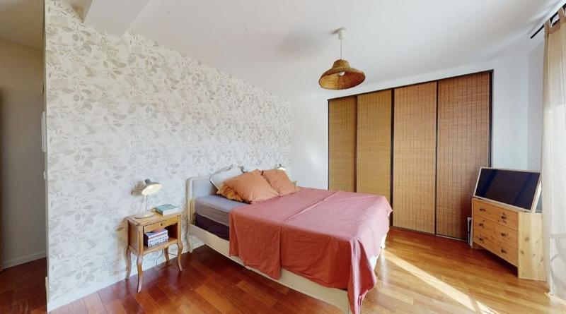 Maison ancienne - 233 m² - 7 pièces