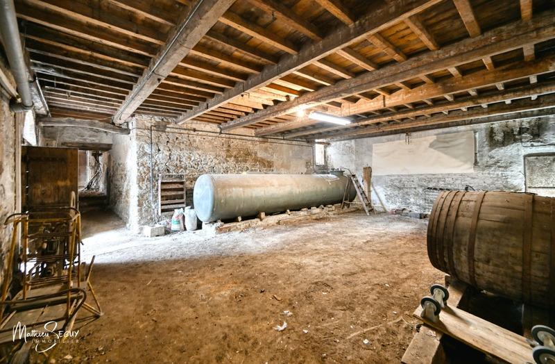 Maison - 180 m² - 4 pièces