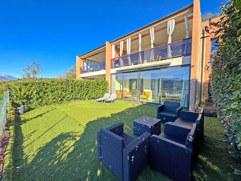 Appartement - 88 m² - 3 pièces