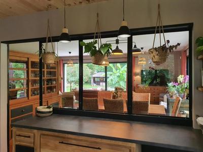 Maison - 180 m² - 7 pièces