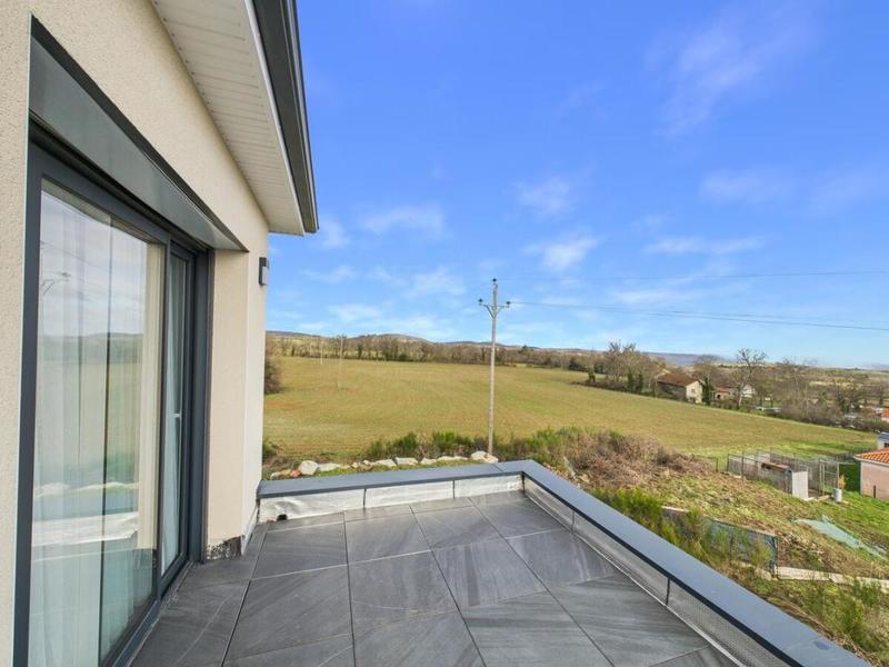 Maison - 147 m² - 6 pièces