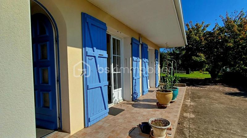 Maison - 90 m² - 5 pièces