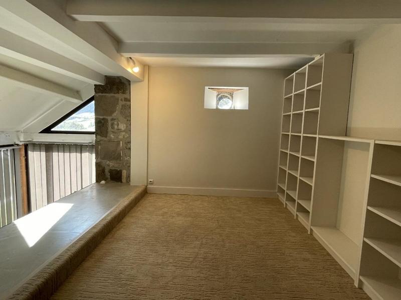 Maison - 146 m² - 8 pièces