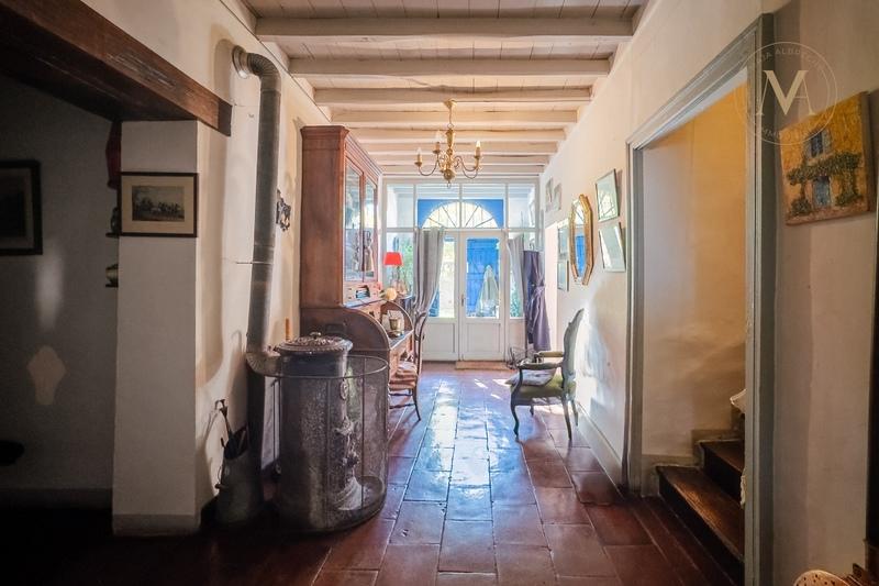 Maison - 273 m² - 7 pièces