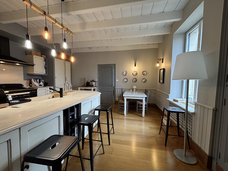 Maison ancienne - 246 m² - 5 pièces