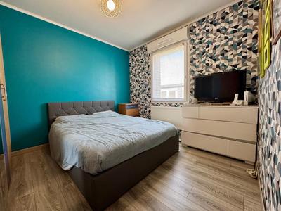 Maison - 85 m² - 3 pièces