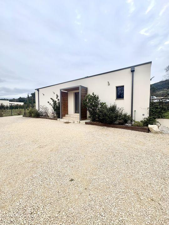Villa - 125 m² - 4 pièces
