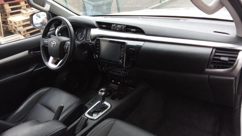 Toyota Hilux Dépanneuse VII 2.8 d-4d 204 Lounge - Première main Entretien constructeur