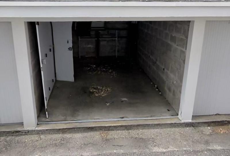 Parking / Garage - 16 m²