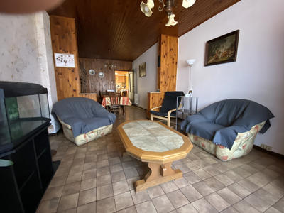 Maison - 174 m² - 8 pièces