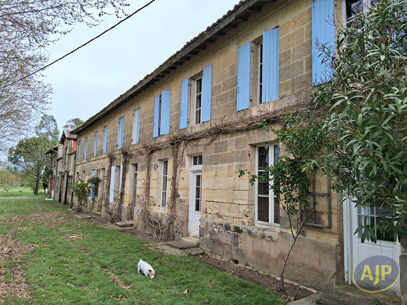 Immeuble - 30 pièces