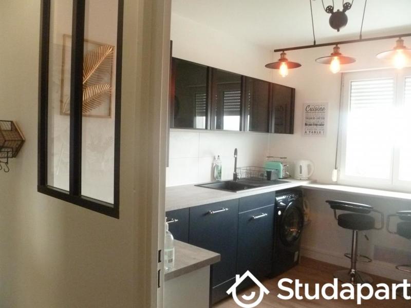 Chambre - 10 m² - 1 pièce