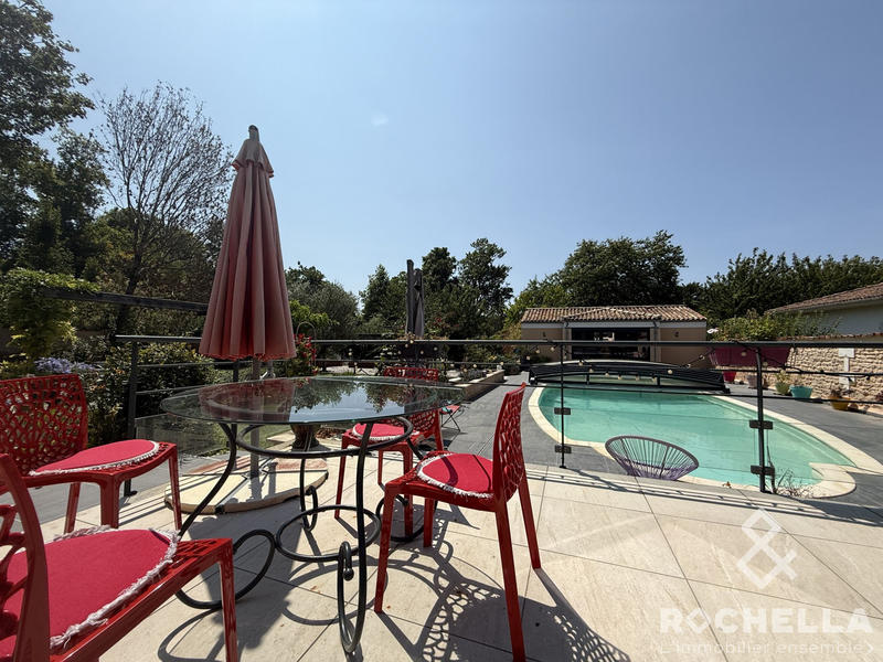 Maison contemporaine - 269 m² - 8 pièces