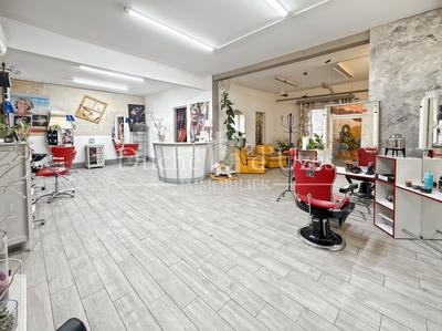 Appartement - 140 m² - 4 pièces