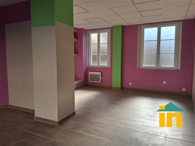 Appartement - 122 m² - 8 pièces