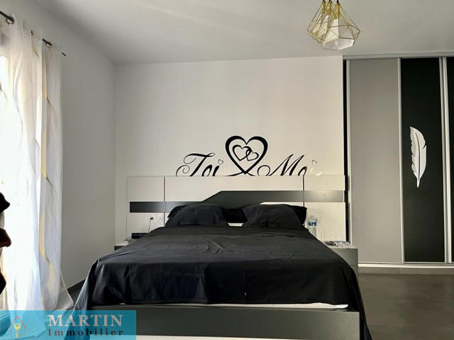 Villa - 200 m² - 6 pièces