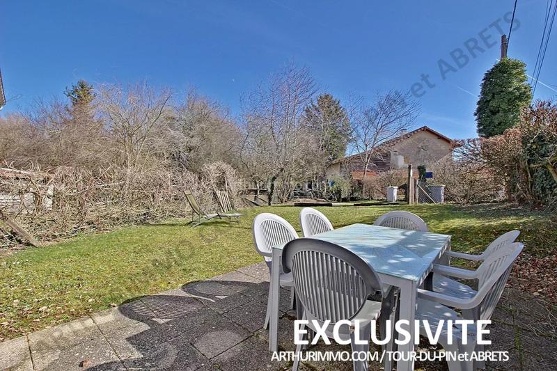 Maison - 220 m² - 7 pièces