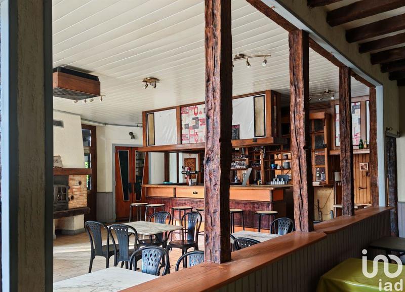 Maison - 350 m² - 6 pièces