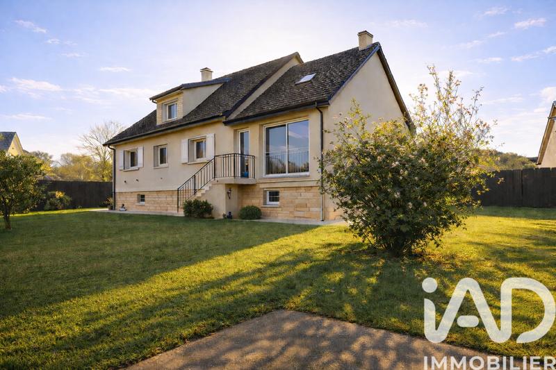 Maison - 176 m² - 8 pièces