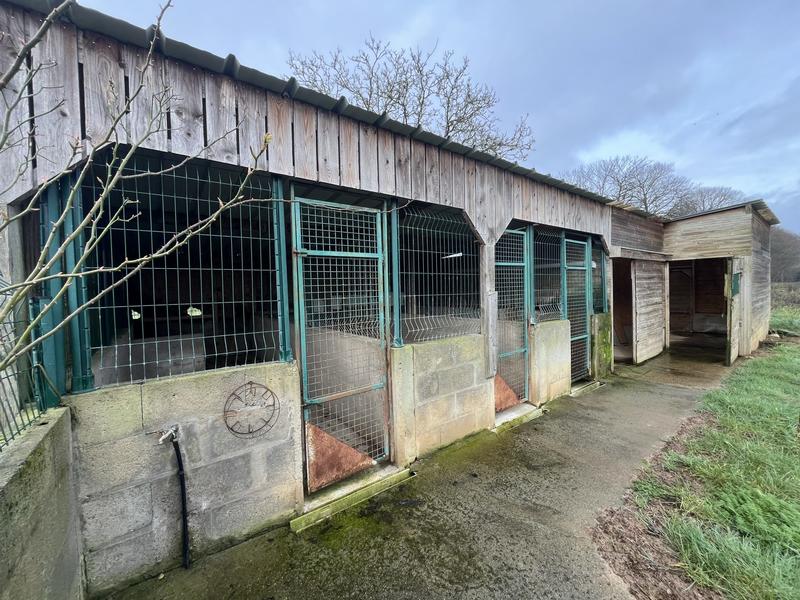 Maison - 180 m² - 8 pièces