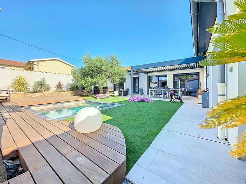 Maison - 153 m² - 5 pièces