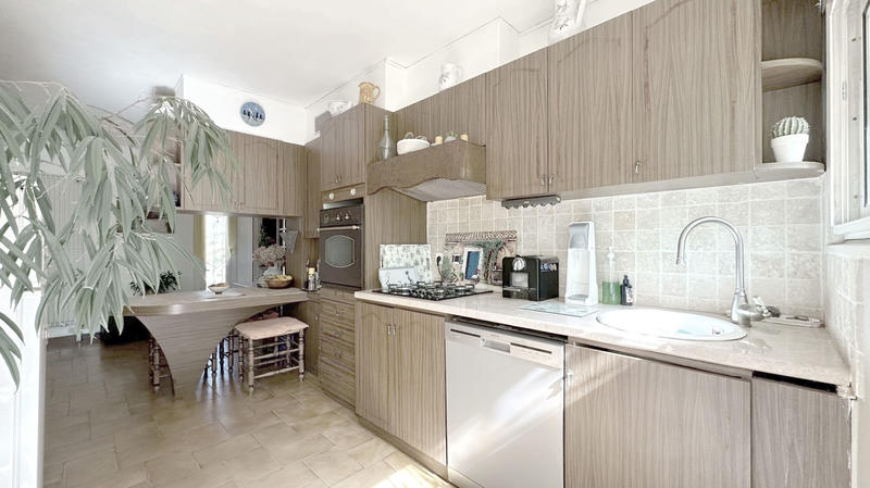 Maison - 107 m² - 6 pièces