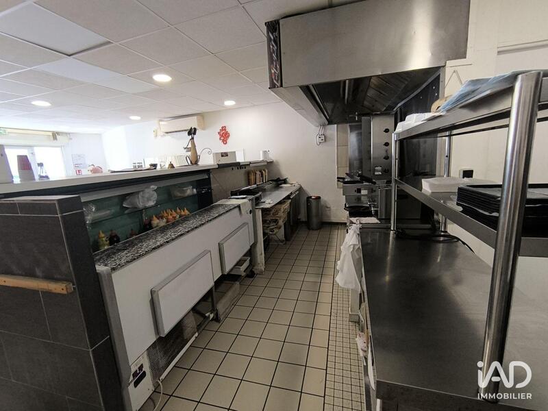 Local commercial - 210 m²