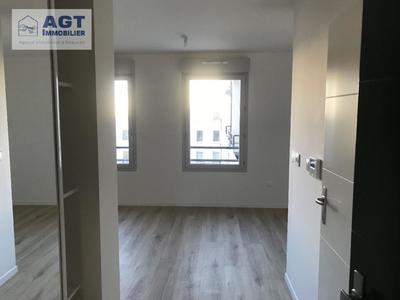 Studio - 33 m² - 1 pièce