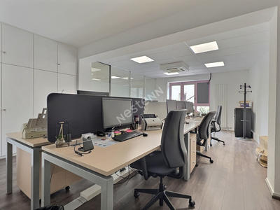 Bureau - 500 m²