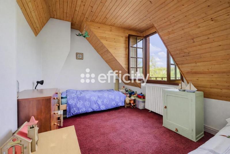 Maison - 110 m² - 6 pièces