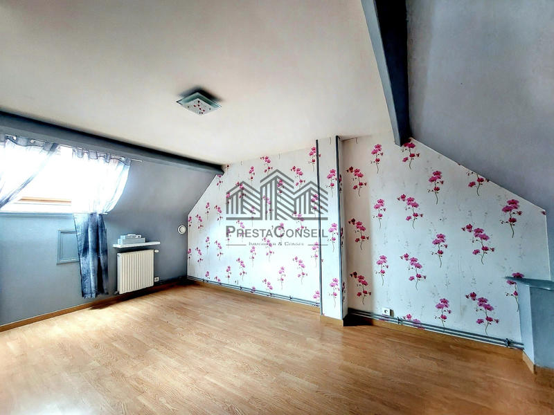 Maison - 198 m² - 7 pièces