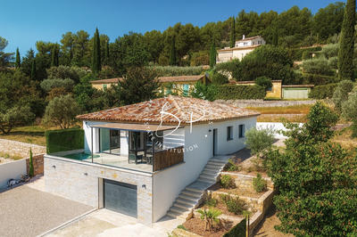 Maison - 99 m² - 4 pièces