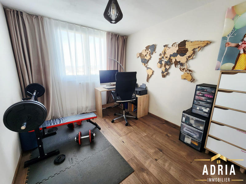 Appartement - 93 m² - 4 pièces