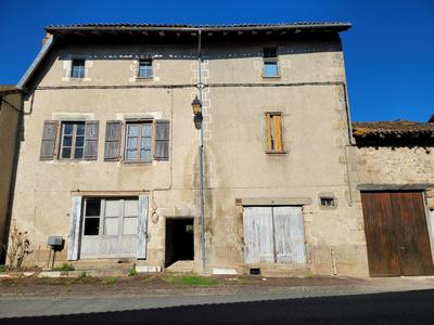 Maison - 100 m² - 8 pièces