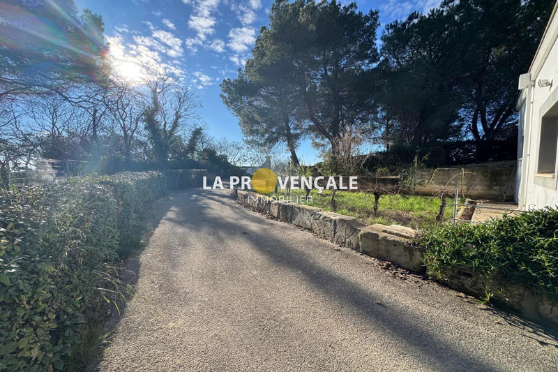 Maison - 290 m² - 9 pièces