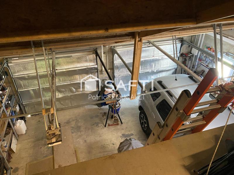 Maison - 137 m² - 7 pièces