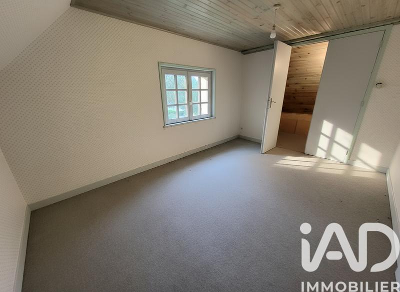 Maison - 250 m² - 8 pièces