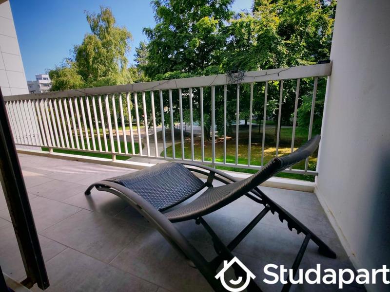 Chambre - 9 m² - 1 pièce