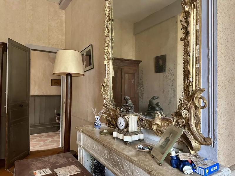 Maison - 600 m² - 22 pièces