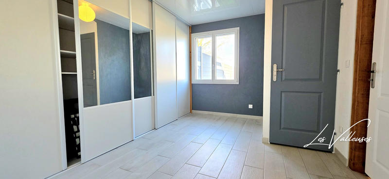 Maison - 254 m² - 5 pièces