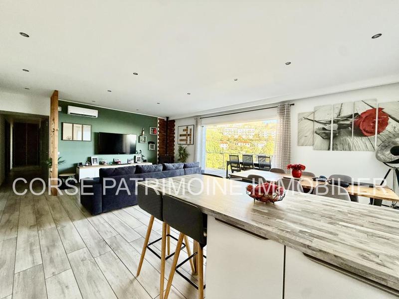 Maison - 124 m² - 6 pièces